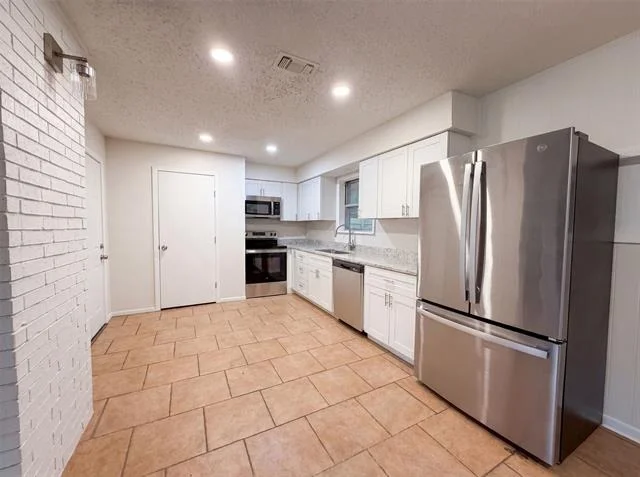 Photo of 437 Denison Drive