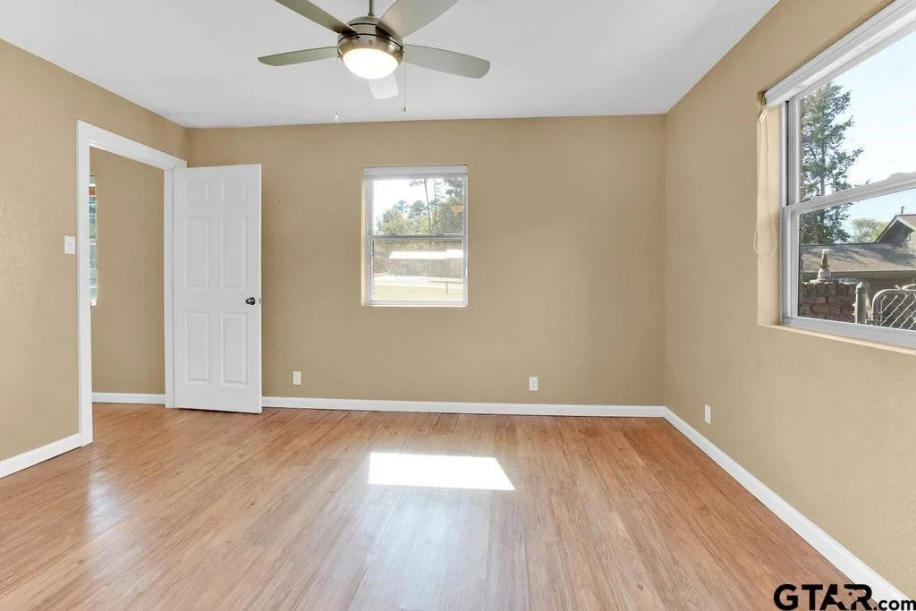 Photo of 213 Treetop Lane