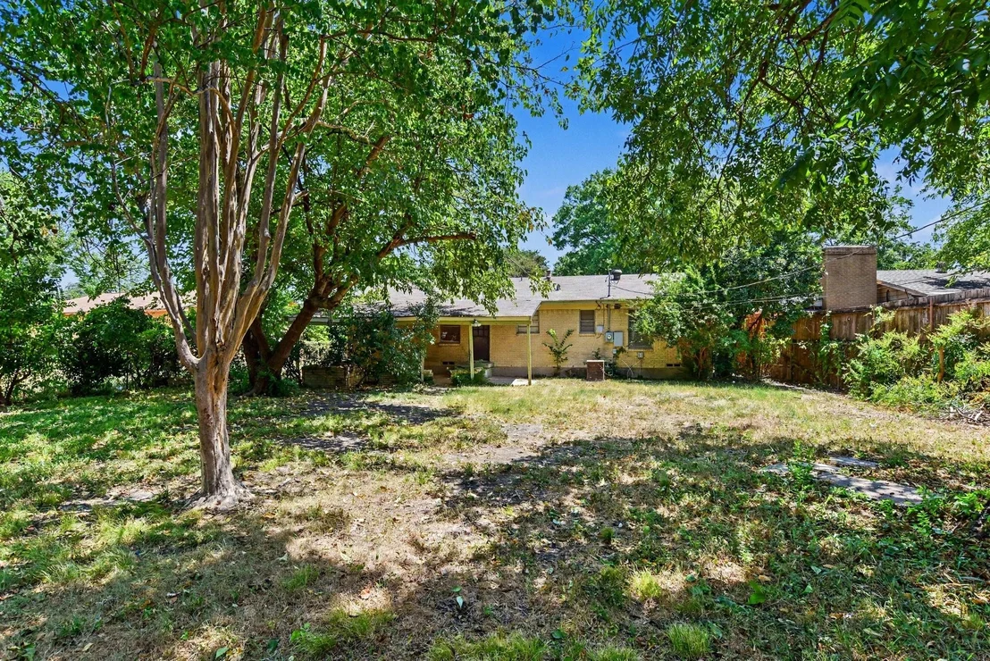 Photo of 8821 Rustown Drive