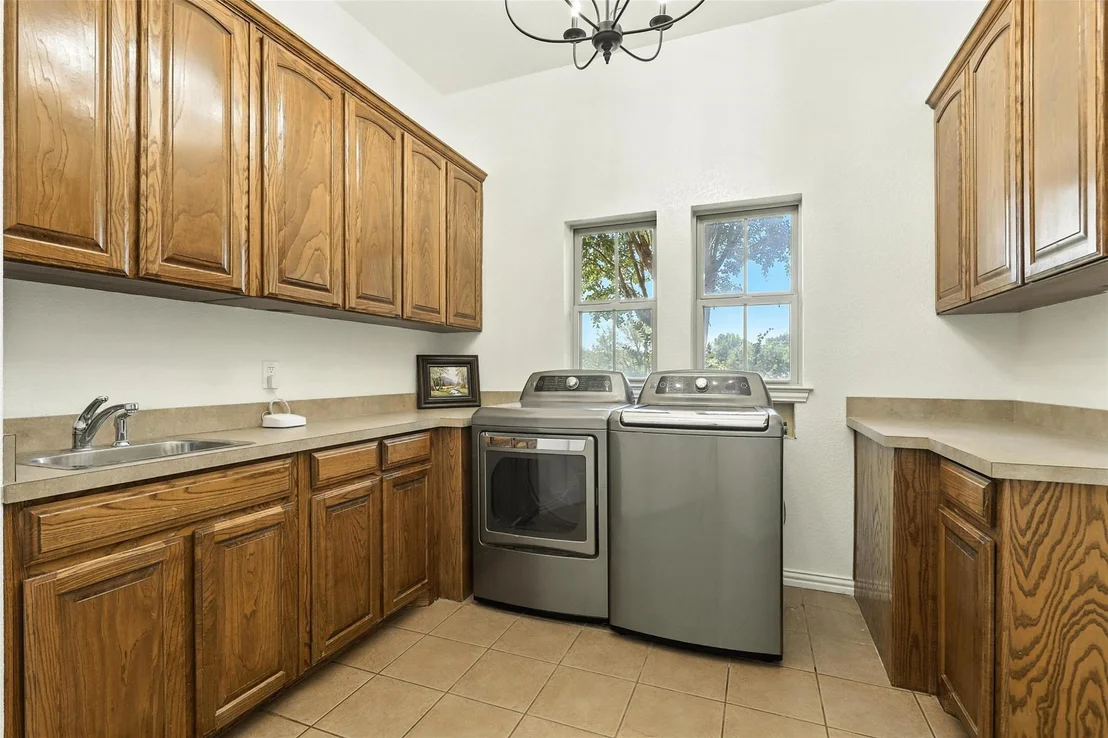 Photo of 381 Creek Bend Drive