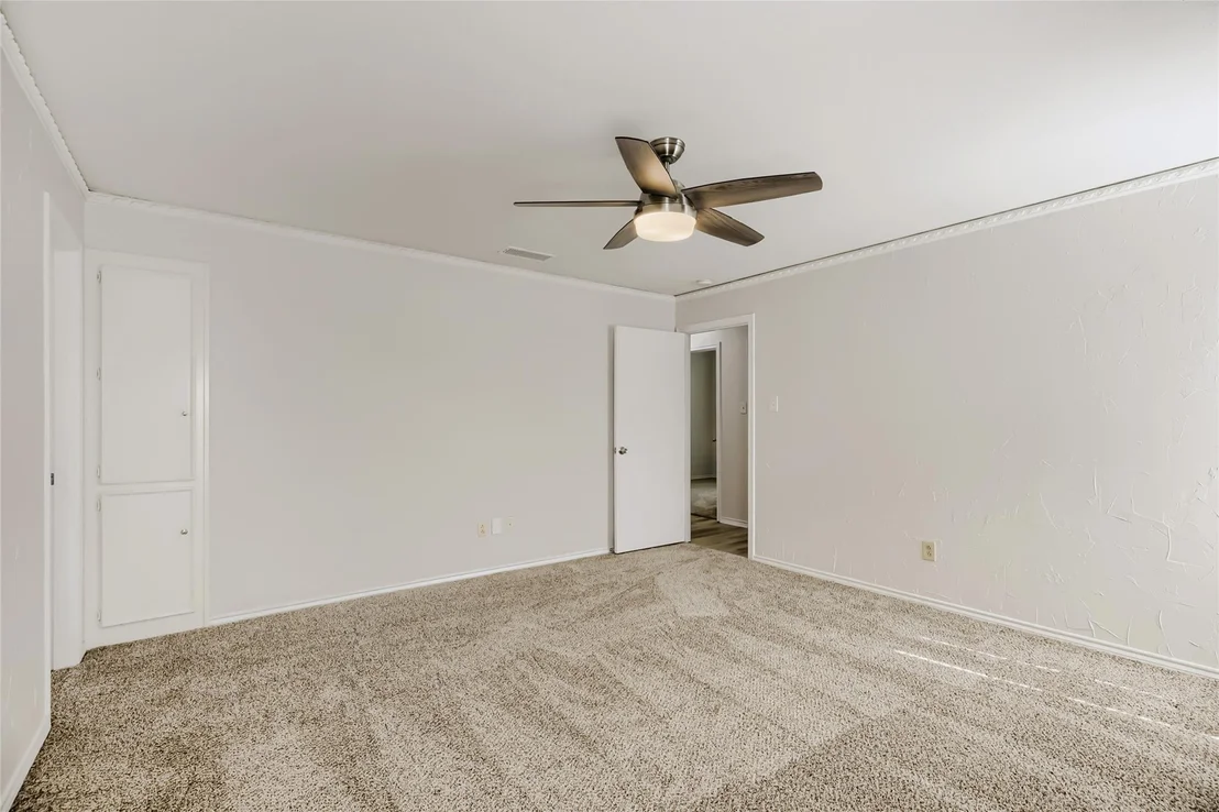 Photo of 1202 E Berkeley Drive