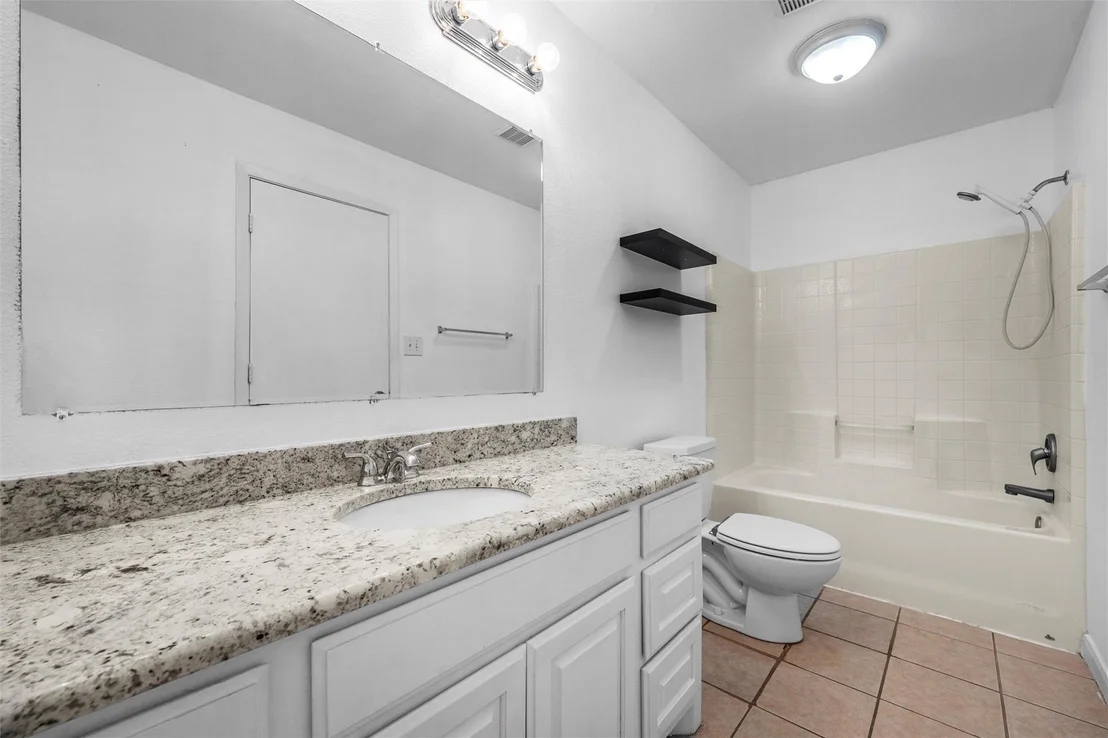 Photo of 10121 Colony Drive