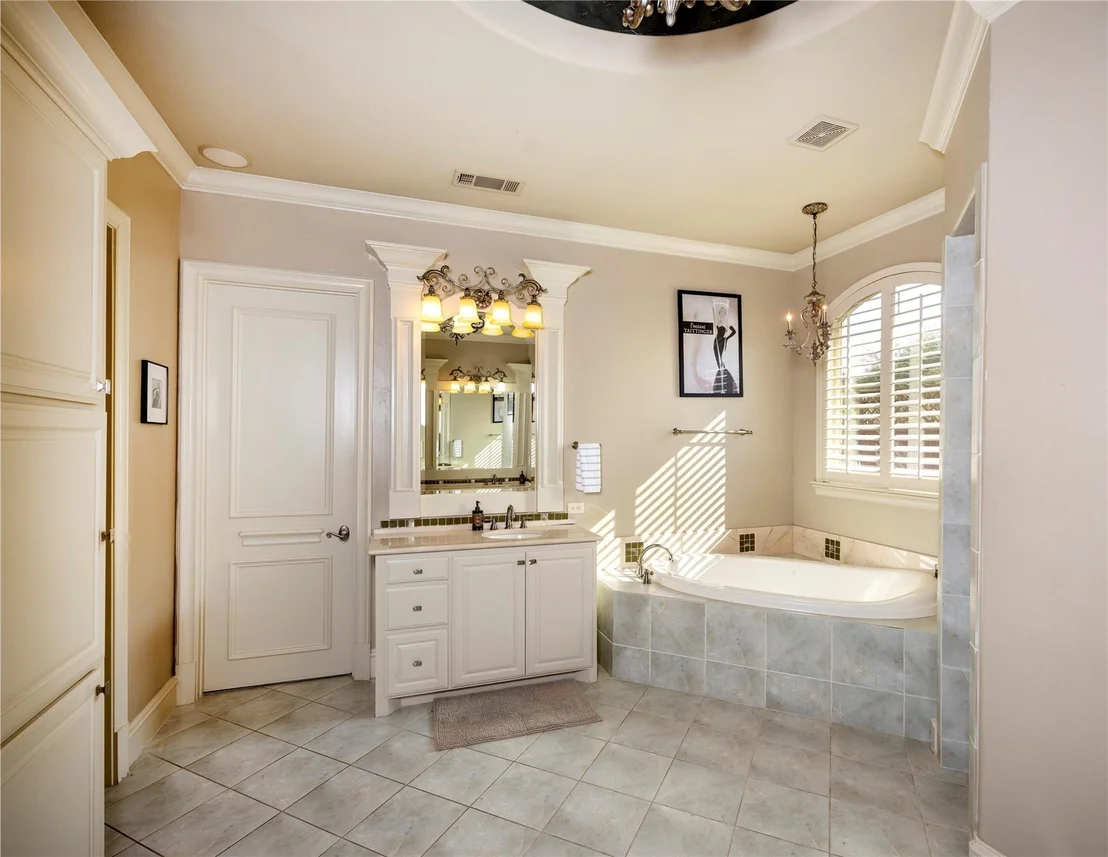 Photo of 2109 Miracle Point Drive