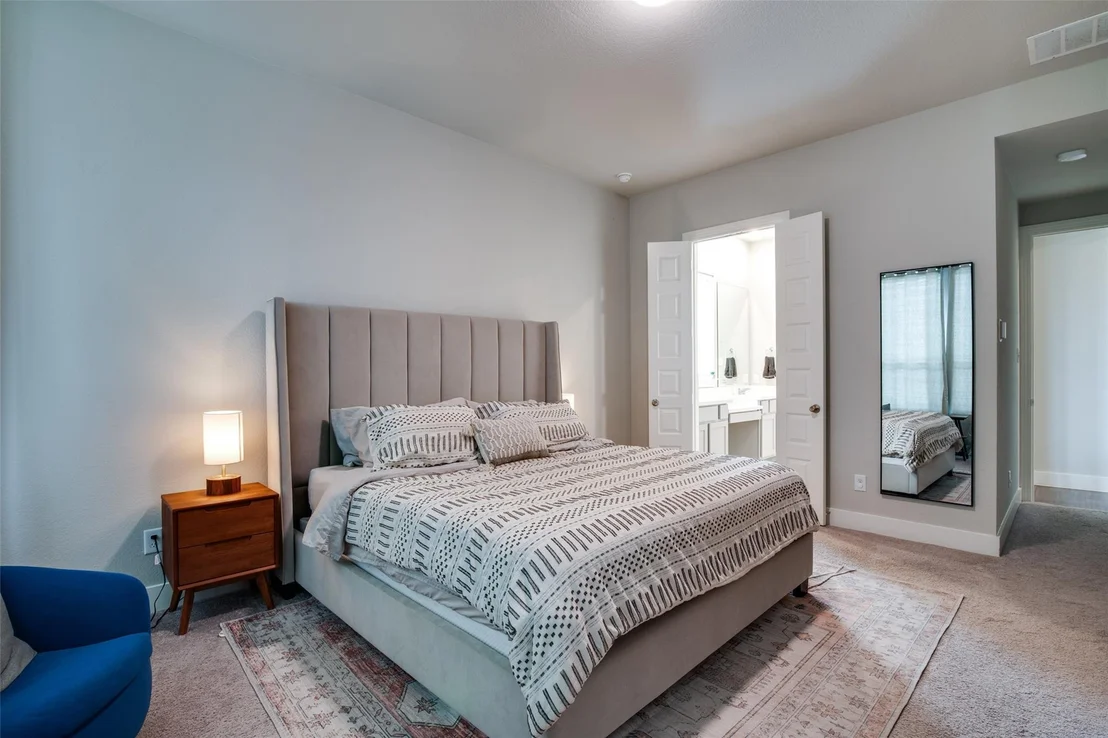 Photo of 1549 Sugarberry Drive
