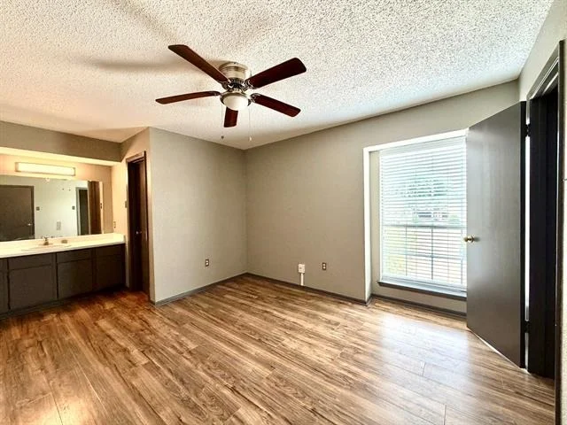 Photo of Unit 2521 at 12482 Abrams Road