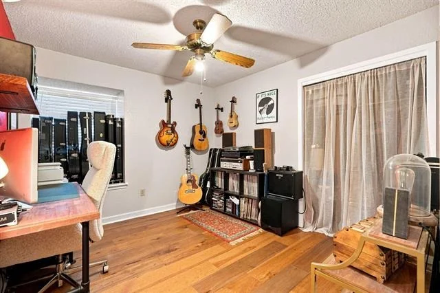 Photo of 749 Chanticleers Lane