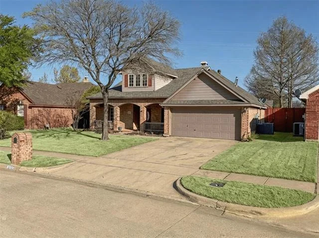 Photo of 2025 Fair Oaks Circle
