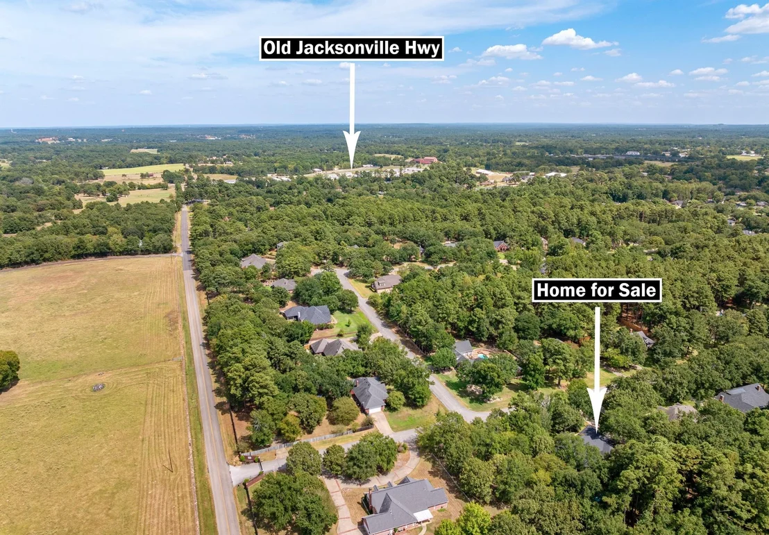 Photo of 17820 Oak Forest Drive