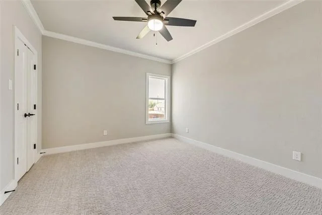 Photo of 1327 Selby Road