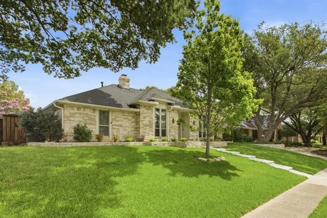 Photo of 236 Canyon Valley Drive