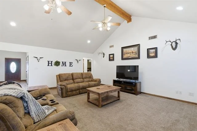 Photo of 301 Rhoades Lane