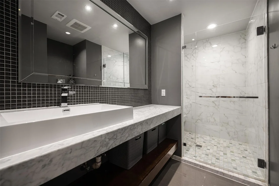 Photo of 6946 Forest Glade Circle