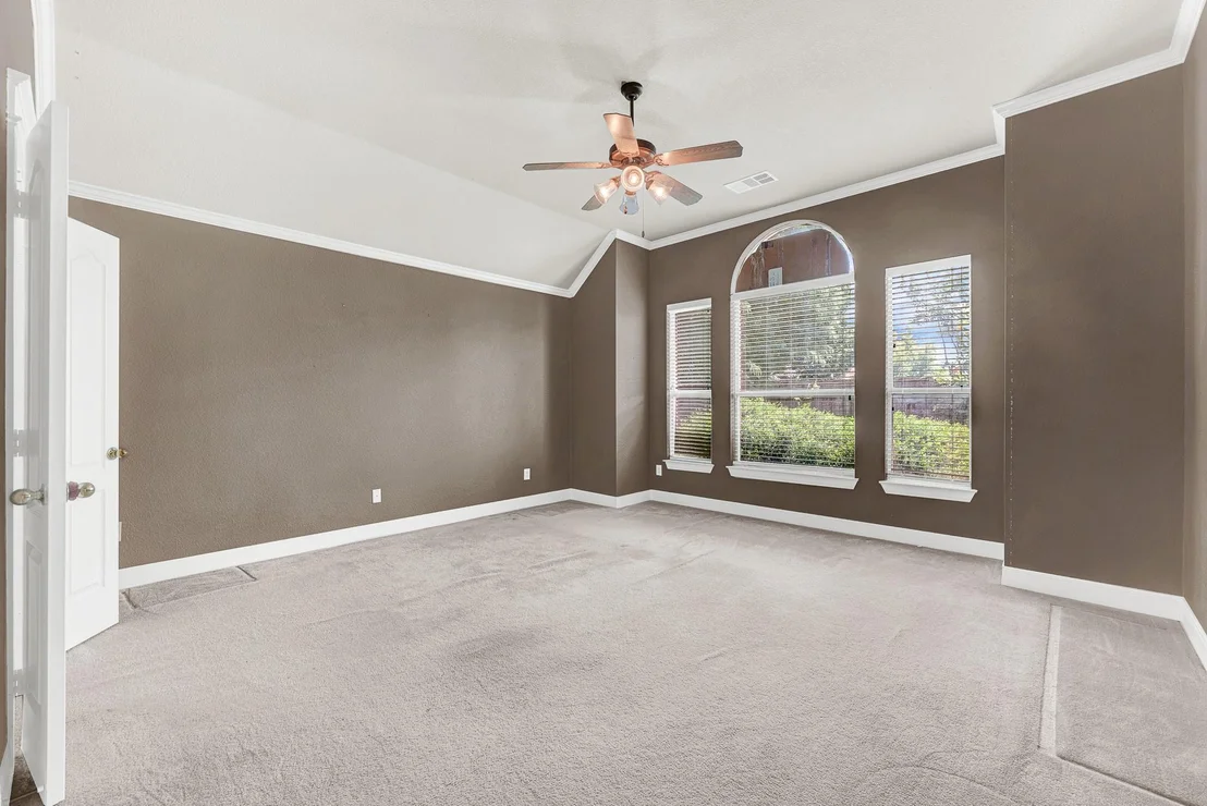 Photo of 630 Candlewood Trail