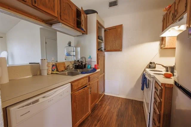 Photo of 1342 Baylor Street