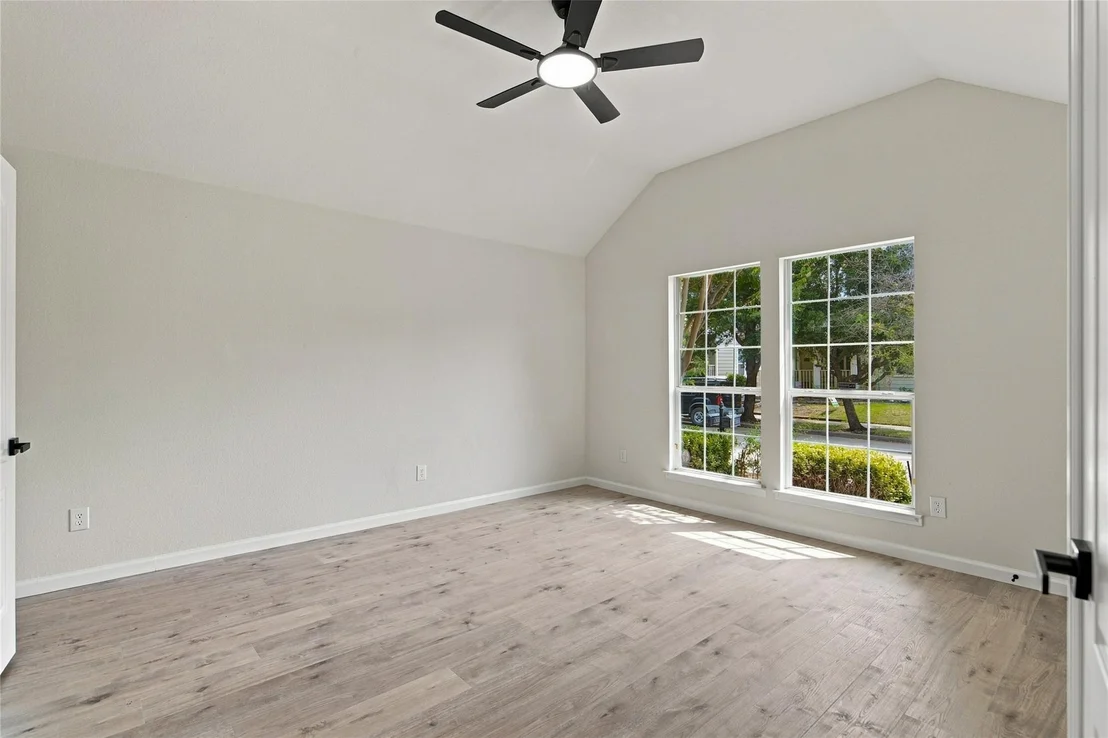 Photo of 1401 Live Oak Lane
