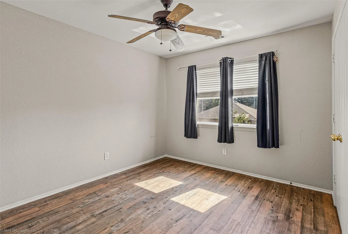 Photo of 503 Pinto Lane