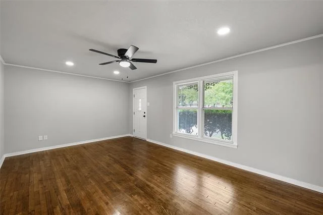 Photo of 3718 Kendall Lane