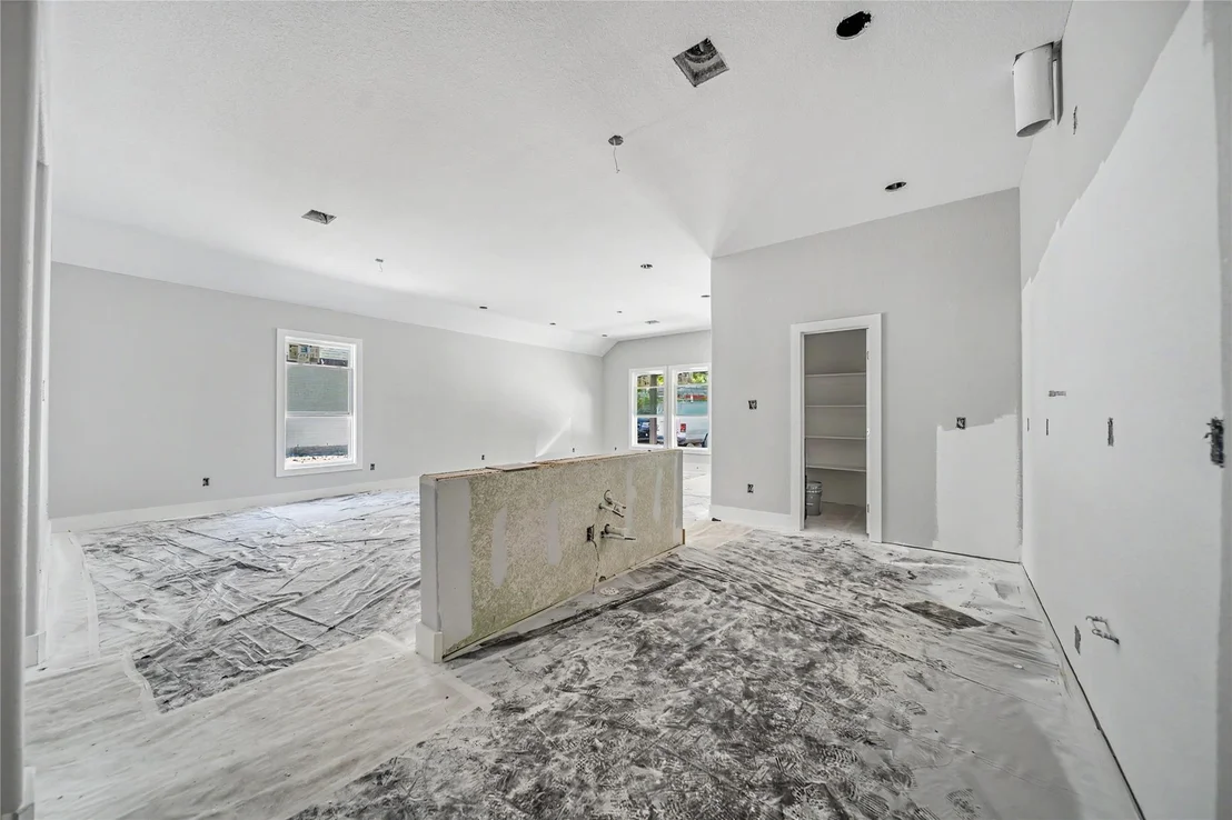 Photo of 513 Armstrong Road