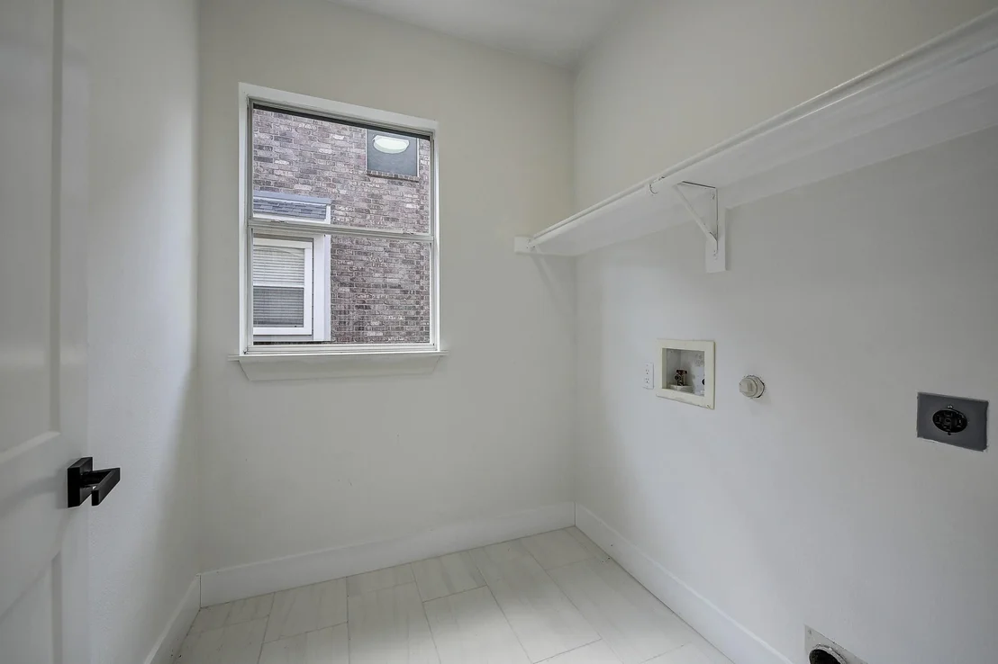 Photo of 1616 Sweetbay Drive