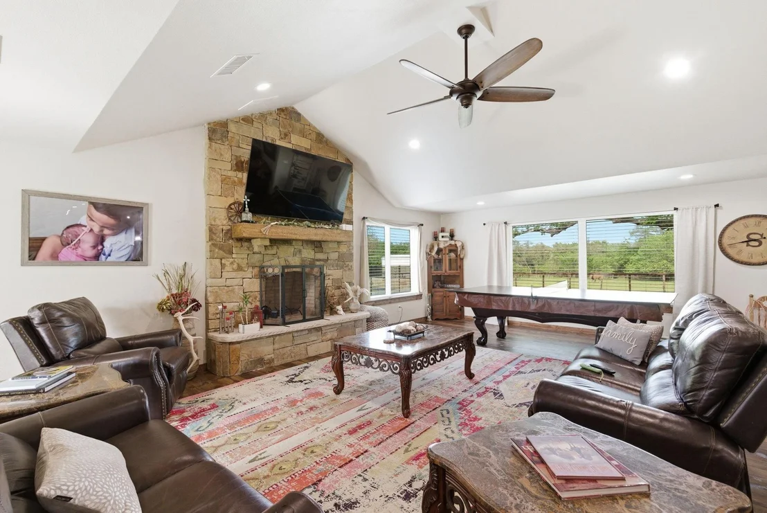 Photo of 187 County Road 4195