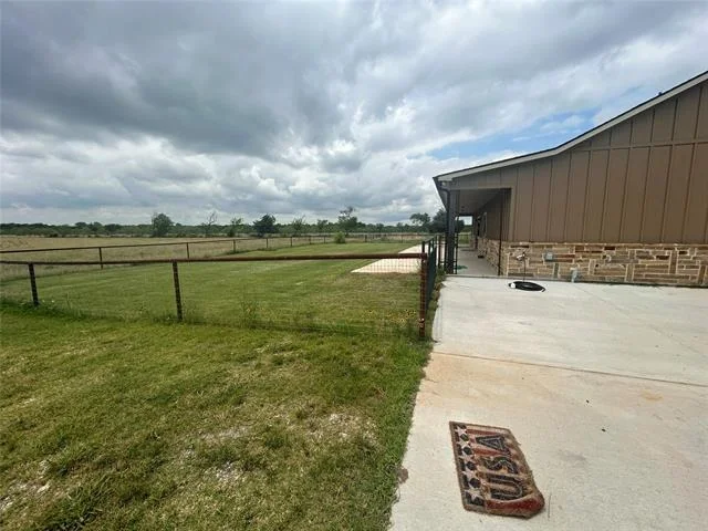 Photo of 6037 Bluebird Lane