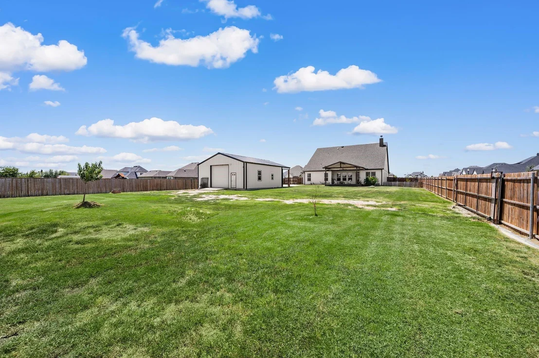 Photo of 8908 Lazy Oak Drive