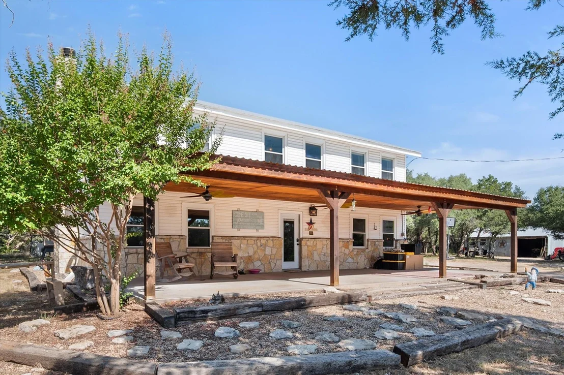 Photo of 355 County Road 2800