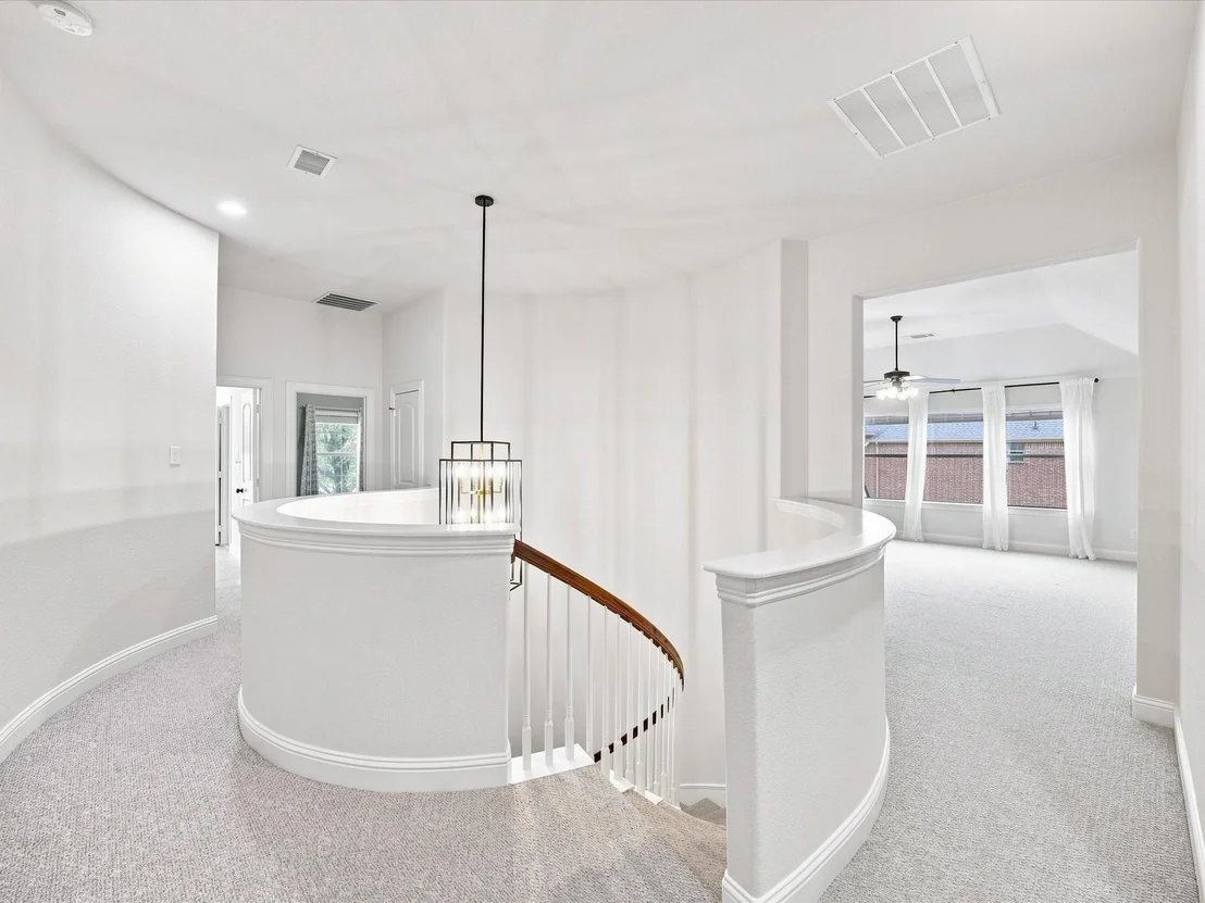 Photo of 412 Oriole Drive