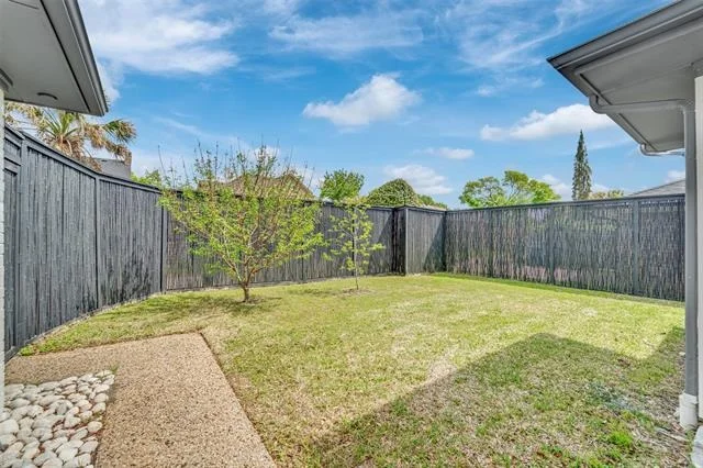 Photo of 9511 Robin Meadow Drive