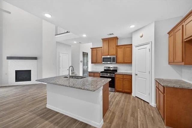 Photo of 1418 Broadview Drive