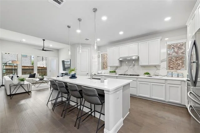 Photo of 2264 Washington Drive