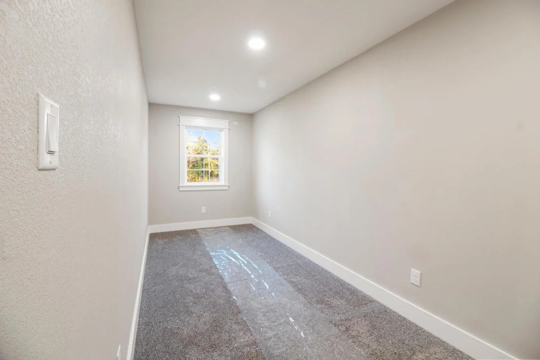 Photo of 800 Stone Chimney Rd