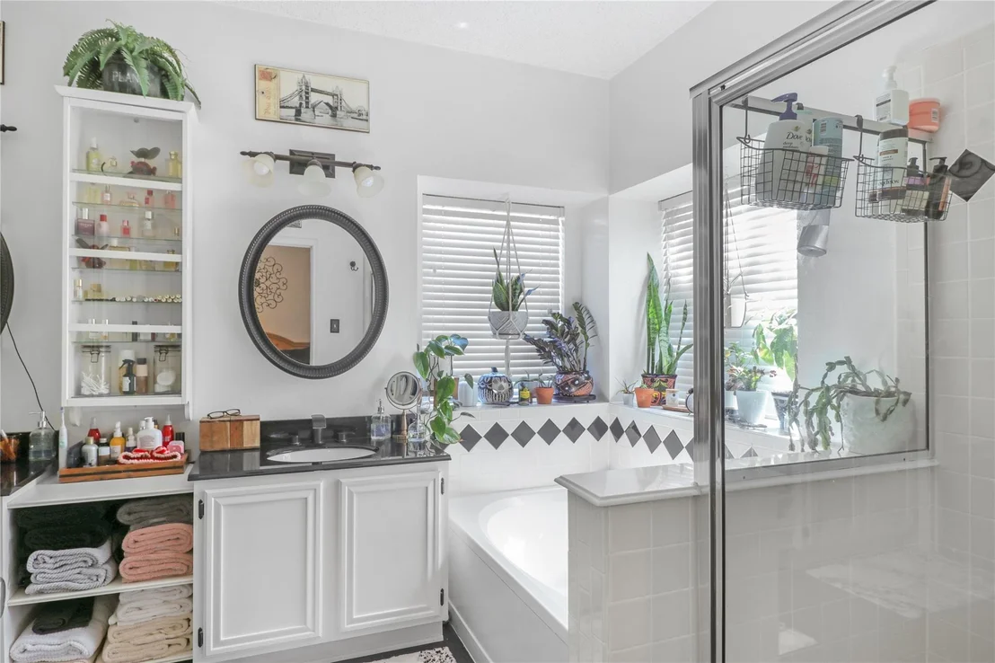 Photo of 5502 Hyannis Drive