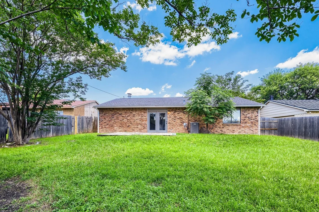 Photo of 804 Netherland Drive