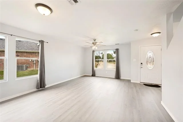 Photo of 920 Kendall Drive