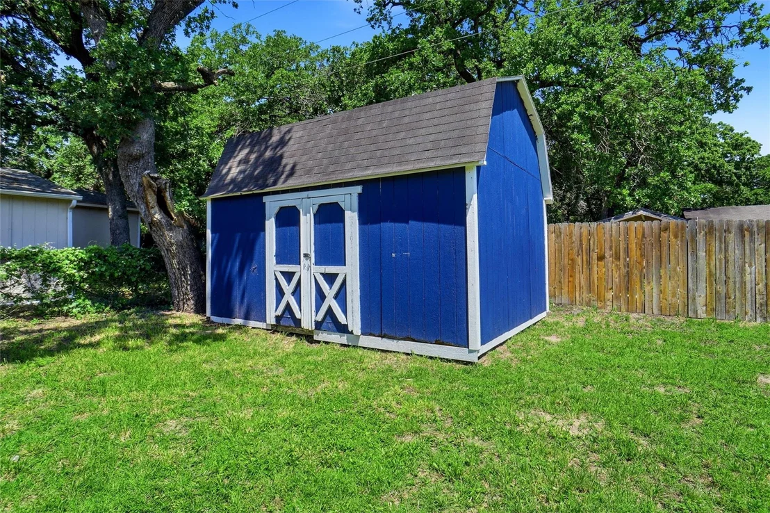 Photo of 7150 Allyn Drive