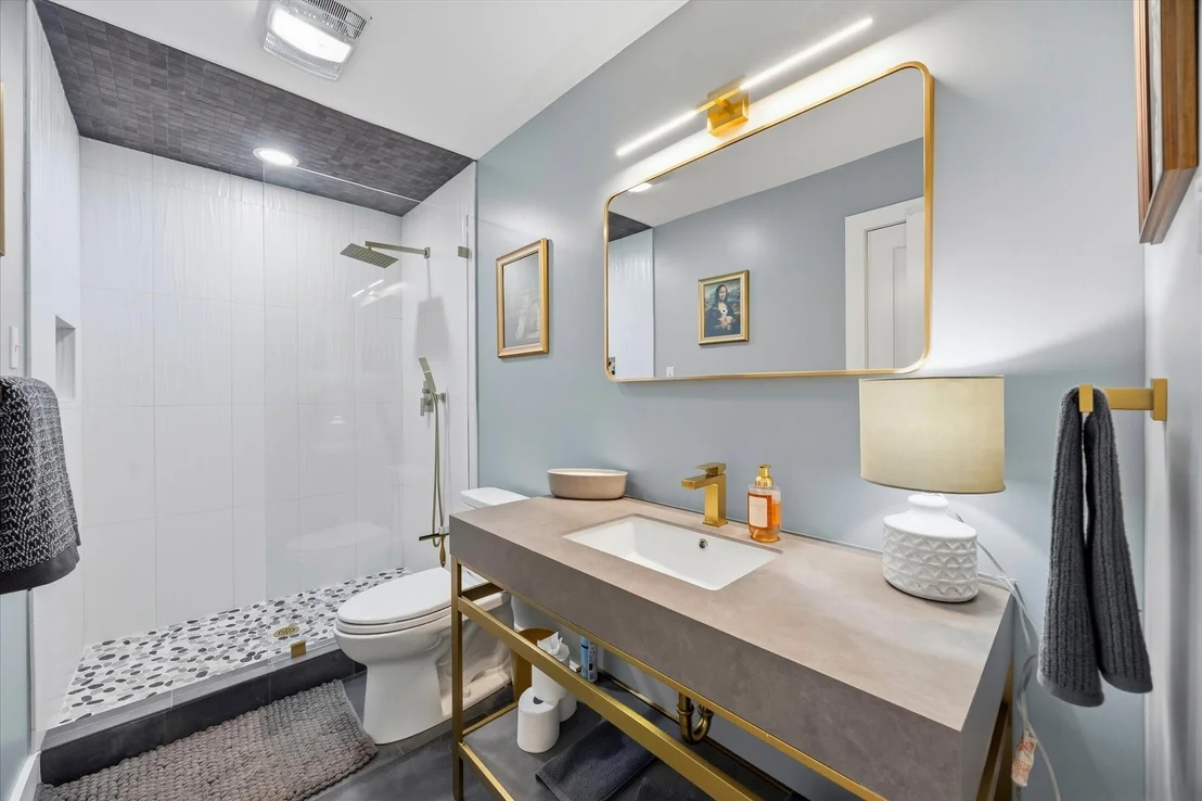 Photo of 524 Sampan Drive