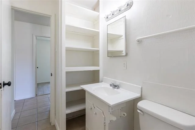 Photo of 5131 Encino Road