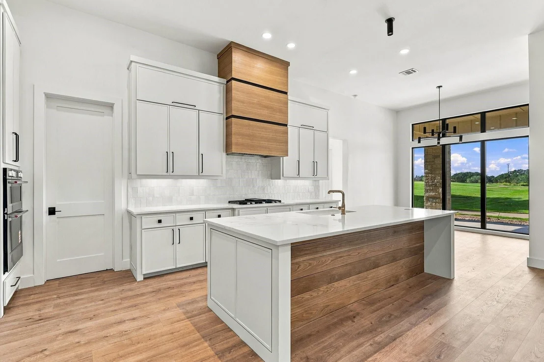 Photo of 125 Oyster Bay