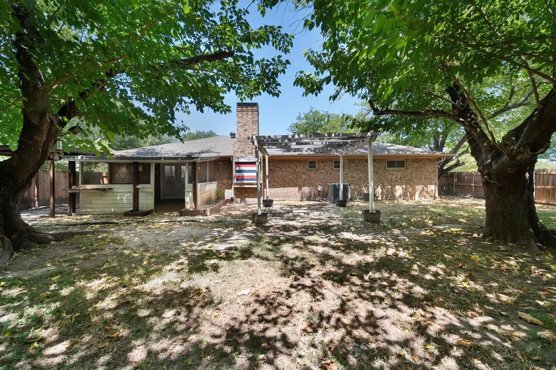 Photo of 401 Hutson Drive