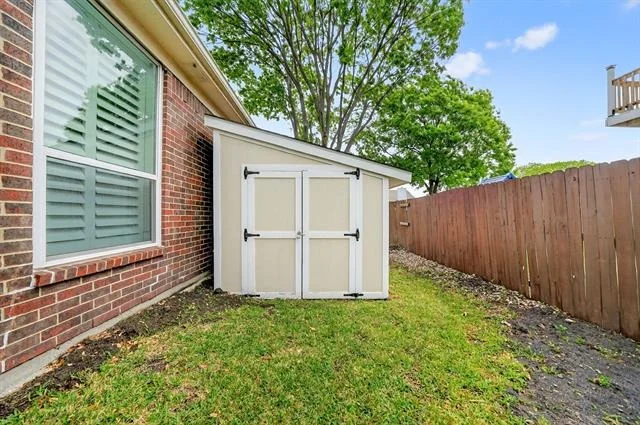 Photo of 5618 Allen Lane