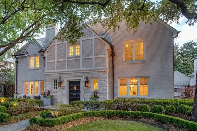 Photo of 4429 Beverly Drive