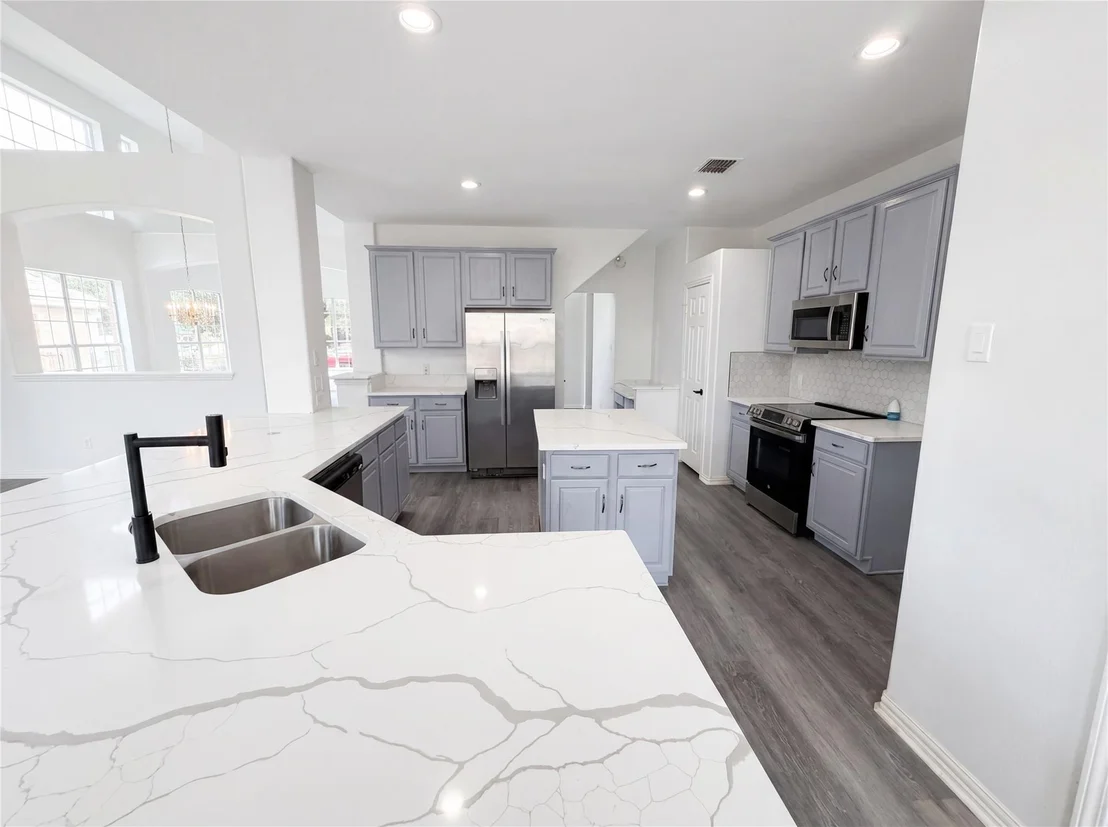 Photo of 3853 Wintergreen Drive