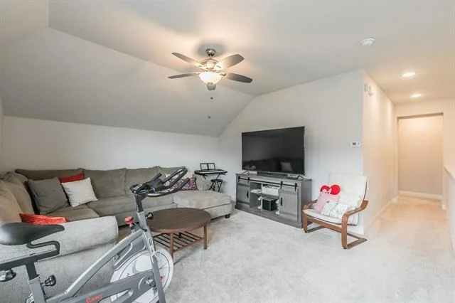 Photo of 838 Mildren Lane