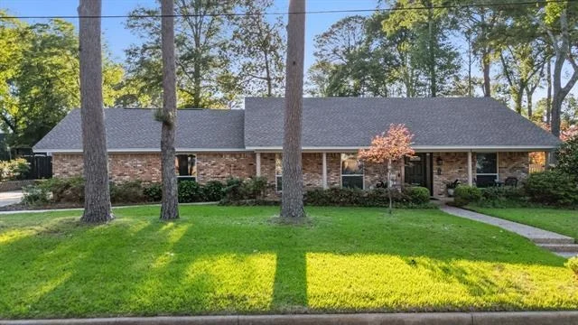 Photo of 8229 Columbia Drive