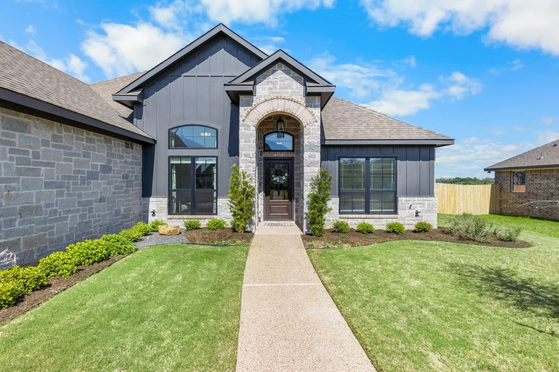 Photo of 399 Frederick Drive