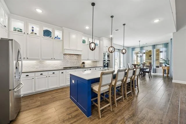 Photo of 1223 Eagle Glen Pass