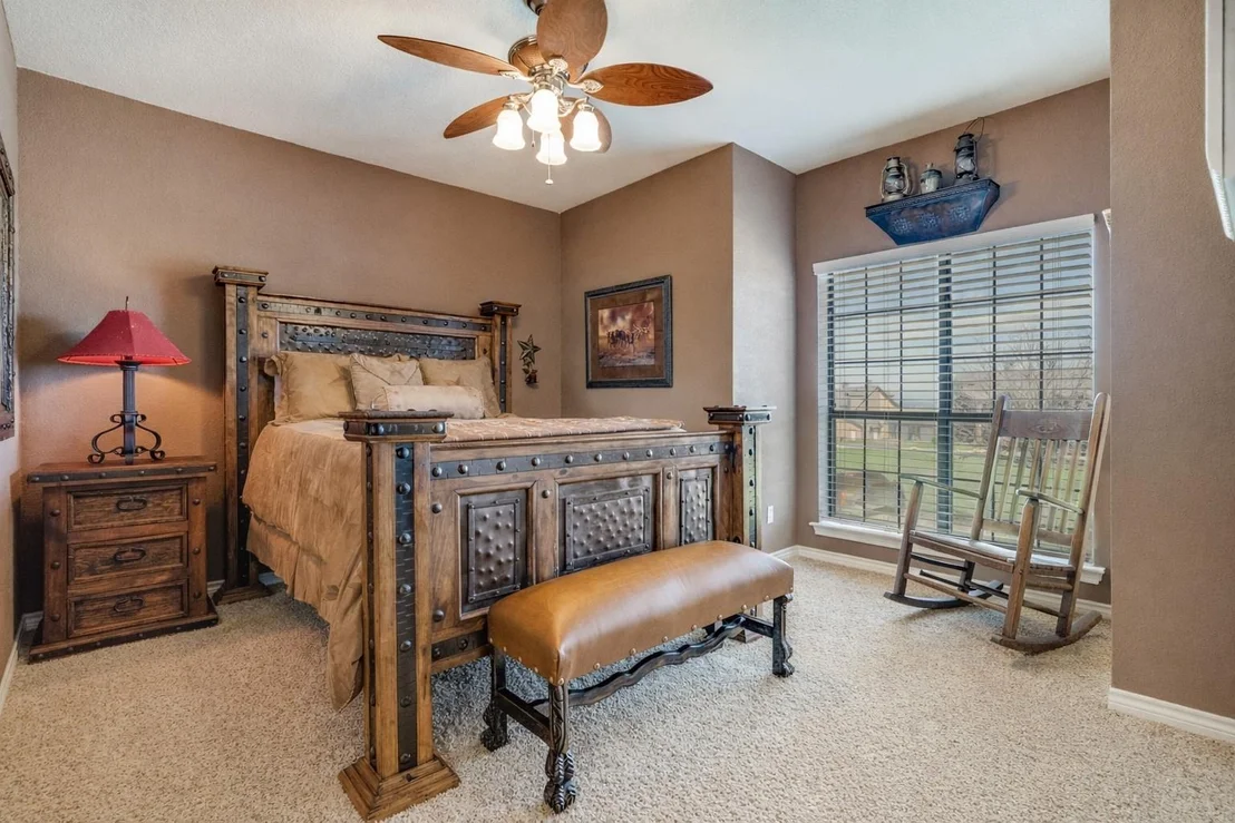 Photo of 1102 Eagle Point Circle