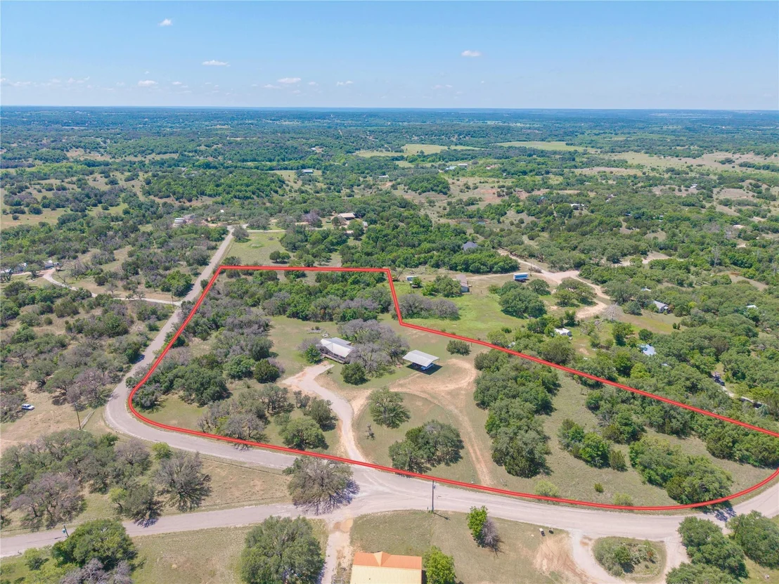 Photo of 346 Whispering Oaks Lane