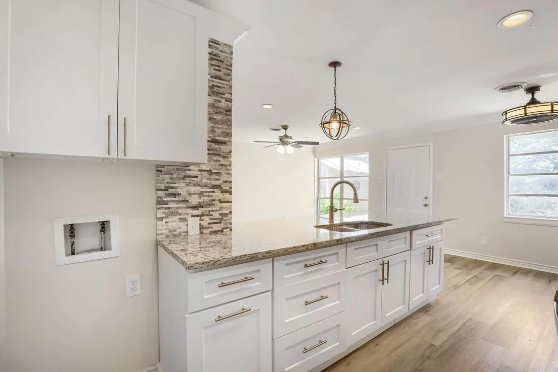 Photo of 1207 Ridgeway Drive